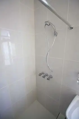 Comfort Tek Büyük Yataklı Oda, 2 Çift Kişilik Yatak, Engellilere Uygun, Okyanus Manzaralı