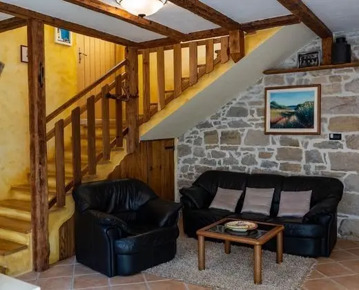 Ev (Stef - with pool - H(4))