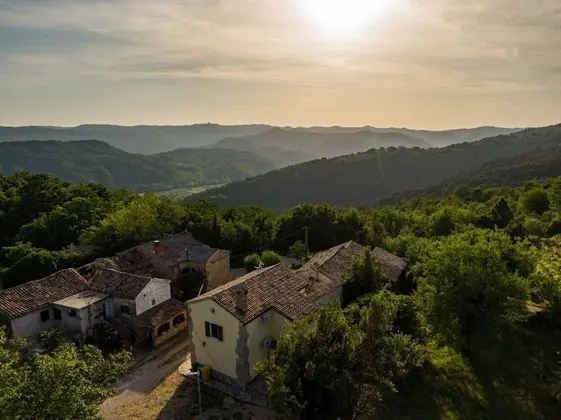 Ev (Stef - with pool - H(4))