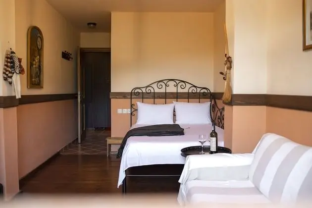 Traditional Apart Daire, 2 Yatak Odası, Şömine (Feggarolousti)