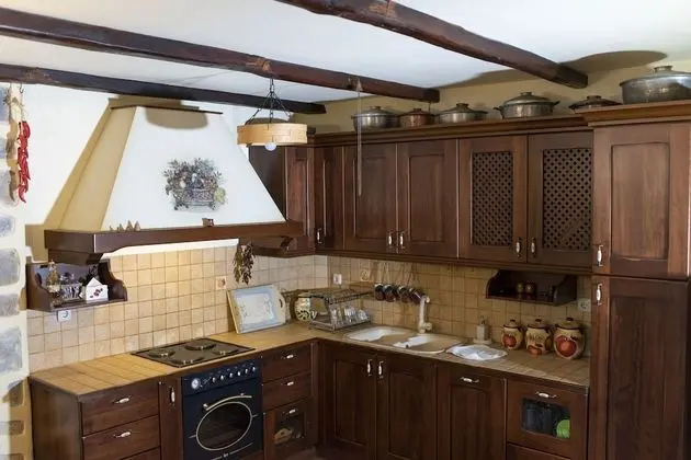 Traditional Apart Daire, 2 Yatak Odası, Şömine (Feggarolousti)
