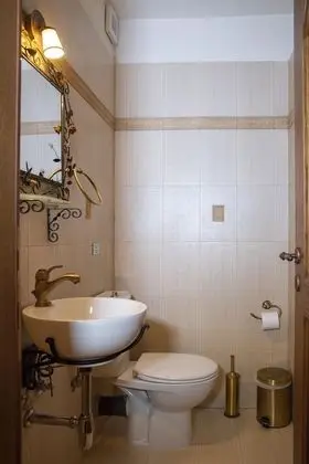 Traditional Apart Daire, 2 Yatak Odası, Şömine (Feggarolousti)