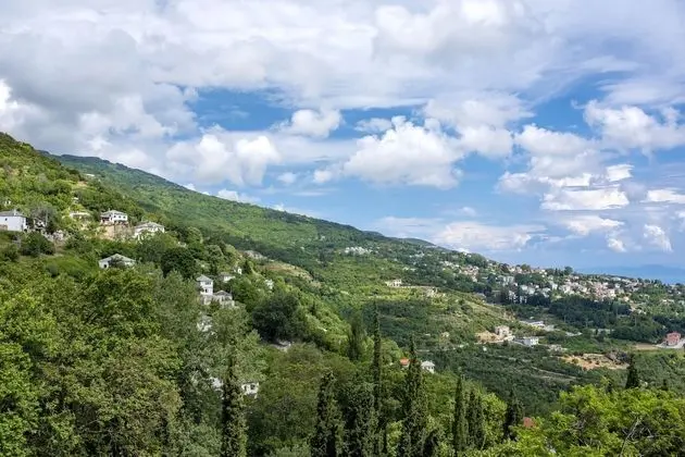 Traditional Apart Daire, 2 Yatak Odası, Şömine (Feggarolousti)