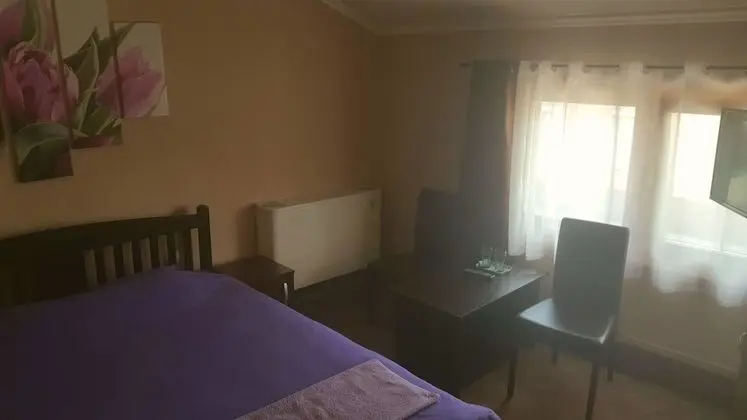 Tek Büyük Yataklı Oda, 1 En Büyük (King) Boy Yatak