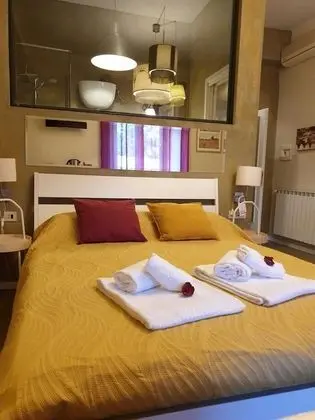 Deluxe Üç Kişilik Oda, Şehir Manzaralı