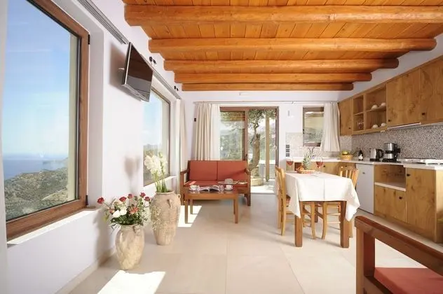 Deluxe Süit, 1 Yatak Odası, Sıcak Su Küveti, Deniz Manzaralı (Apartment)