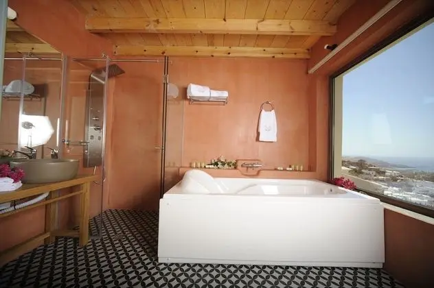 Deluxe Süit, 1 Yatak Odası, Sıcak Su Küveti, Deniz Manzaralı (Apartment)
