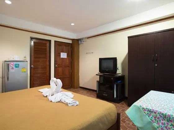 Large Room No Balcony