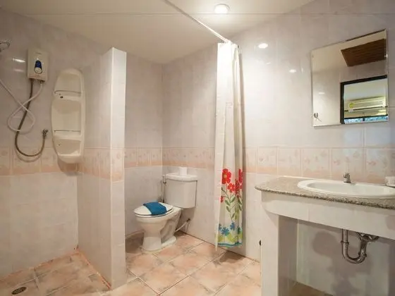 Large Room No Balcony