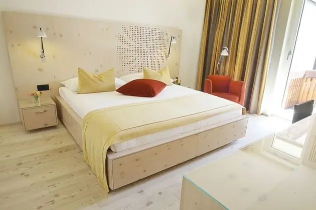 Deluxe Tek Büyük Yataklı Oda, Balkon