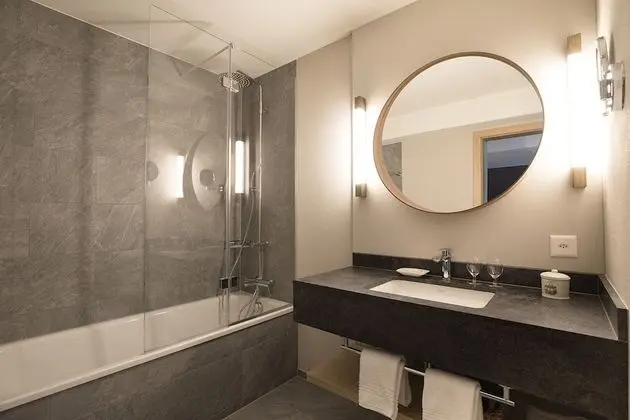 Deluxe Tek Büyük Yataklı Oda, Balkon