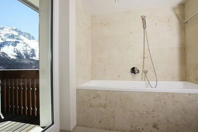 Deluxe Tek Büyük Yataklı Oda, Balkon