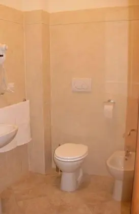 Deluxe Üç Kişilik Oda, Engellilere Uygun