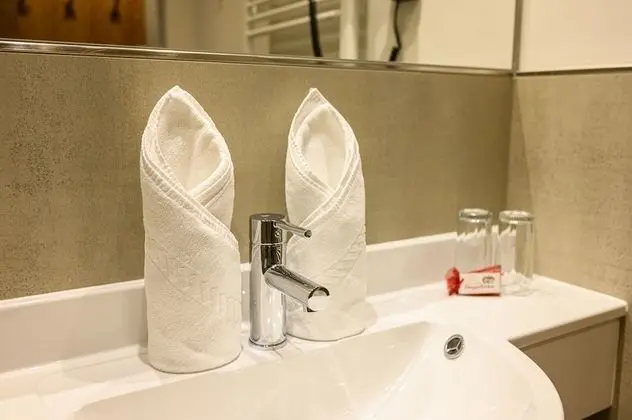 Üç Kişilik Oda, Balkon