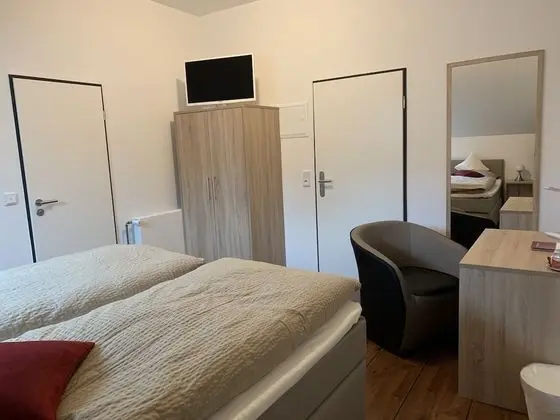Tek Büyük Yataklı Oda