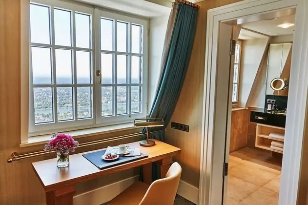 Deluxe Oda (Rhine View)