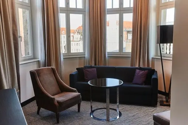 Junior Süit