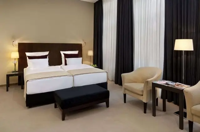 Superior Plus Queen room