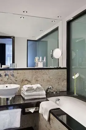 Superior Plus Queen room