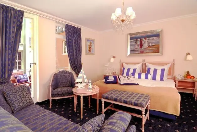 JUNIORSUITE