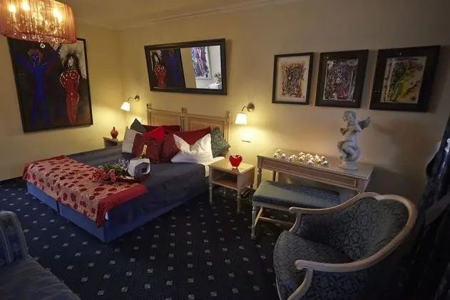 JUNIORSUITE