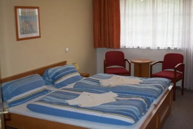 Standard Tek Büyük veya İki Ayrı Yataklı Oda