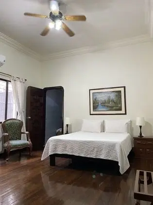 Tek Büyük Yataklı Oda