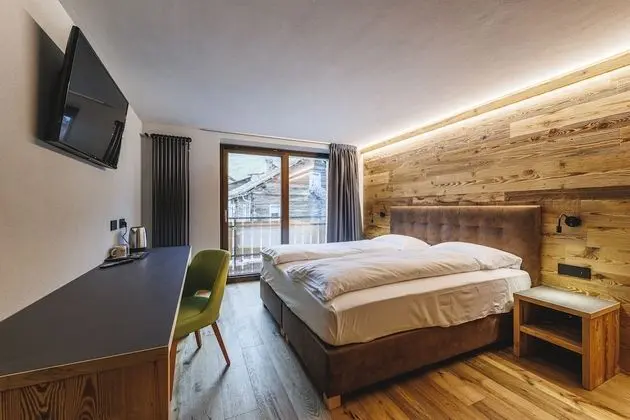 Tek Büyük veya İki Ayrı Yataklı Oda