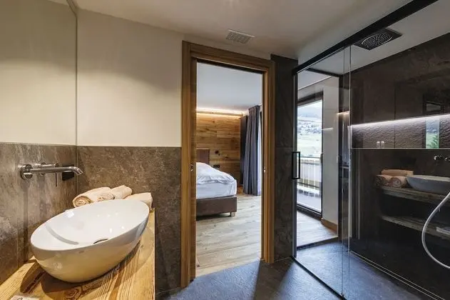 Tek Büyük veya İki Ayrı Yataklı Oda