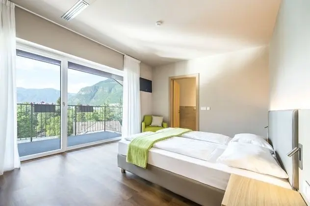 Tek Büyük Yataklı Oda, Bahçe Manzaralı