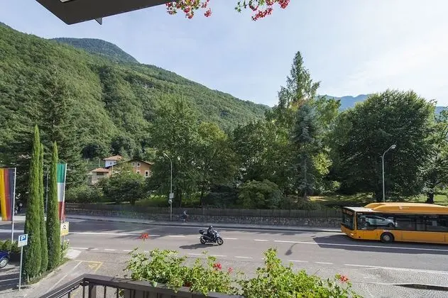 Tek Büyük Yataklı Oda, Şehir Manzaralı