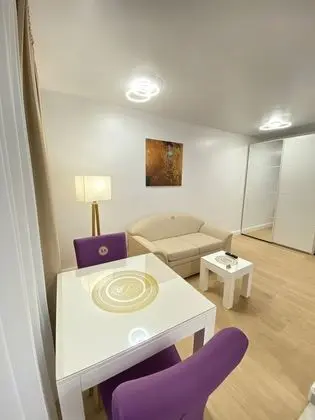 Business Stüdyo, 1 Büyük (Queen) Boy Yatak, Sigara İçilmez, Avlu