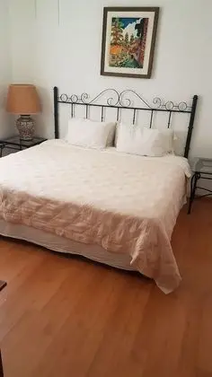 Süit (2 king + 1 Double bed)