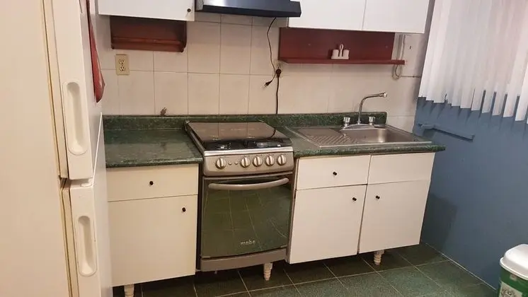 Süit (2 king + 1 Double bed)