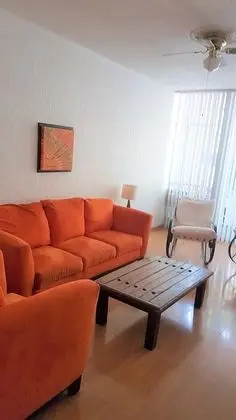 Süit (2 king + 1 Double bed)