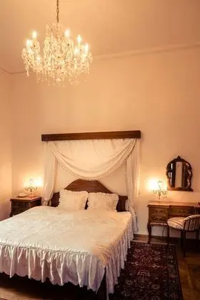 Deluxe Tek Büyük veya İki Ayrı Yataklı Oda (With Spa Access)