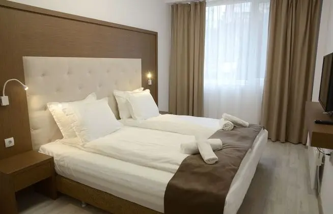 Apartment 23, Balcony