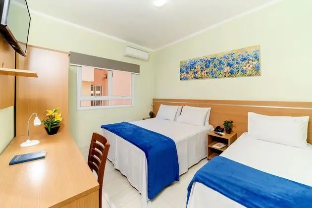 Üç Kişilik Oda (3 camas de solteiro)