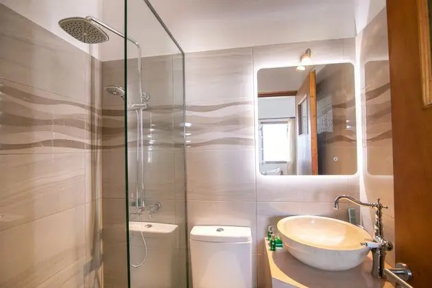 1 Çift Kişilik Veya 2 Tek Kişilik Yatak Sea View