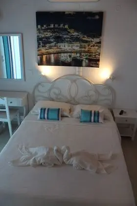 Tek Büyük Yataklı Oda, Balkon, Deniz Manzaralı