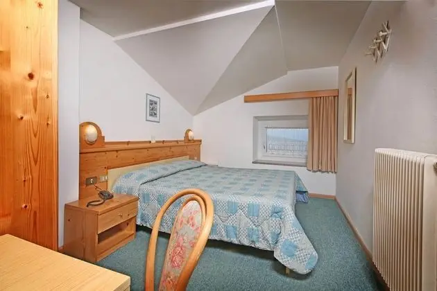 Tek Büyük veya İki Ayrı Yataklı Oda