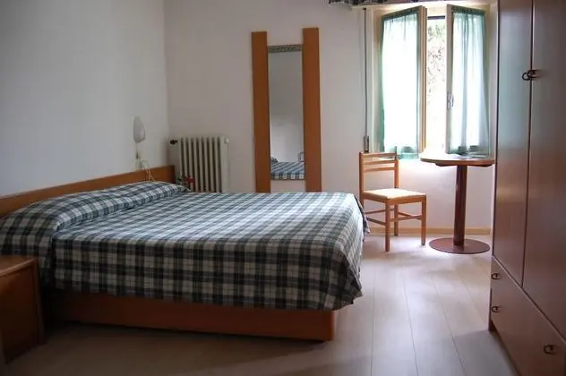 Tek Büyük veya İki Ayrı Yataklı Oda