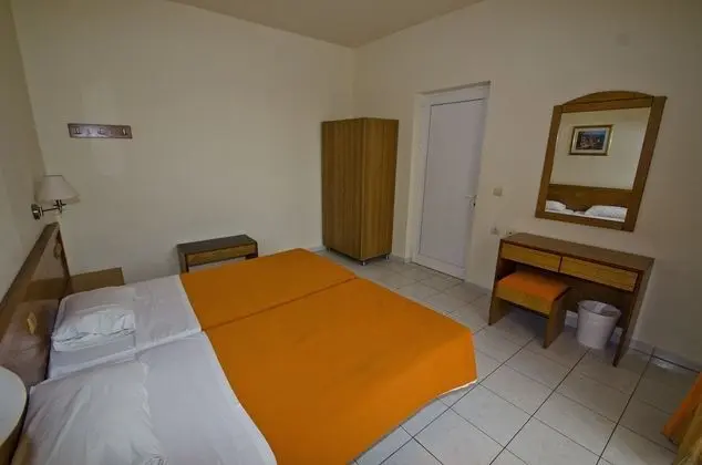 Cozy room with kitchenette
