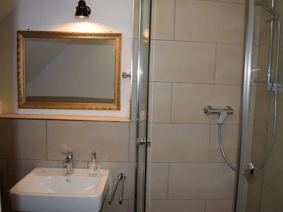 Comfort Apart Daire, Özel Banyo (W6)