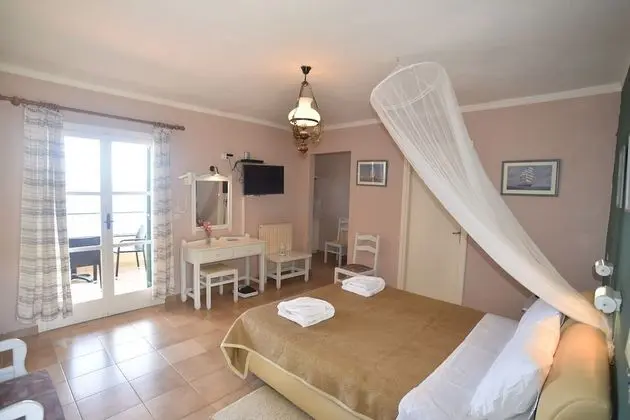 Stüdyo, Deniz Manzaralı