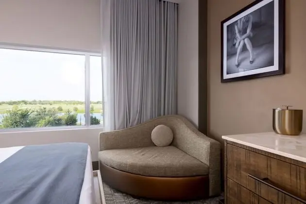 Premium Oda, 2 Büyük (Queen) Boy Yatak, Sigara İçilmez