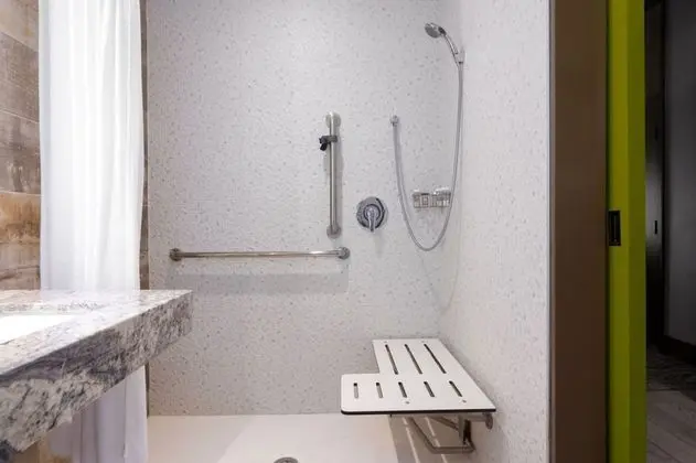 Premium Oda, 2 Büyük (Queen) Boy Yatak, Sigara İçilmez