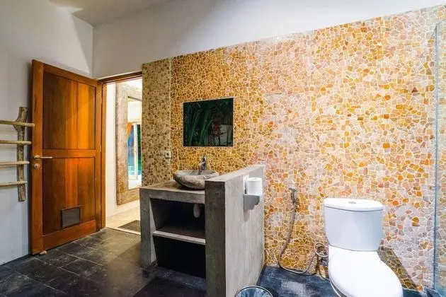 Basic Villa, Birden Çok Yatak