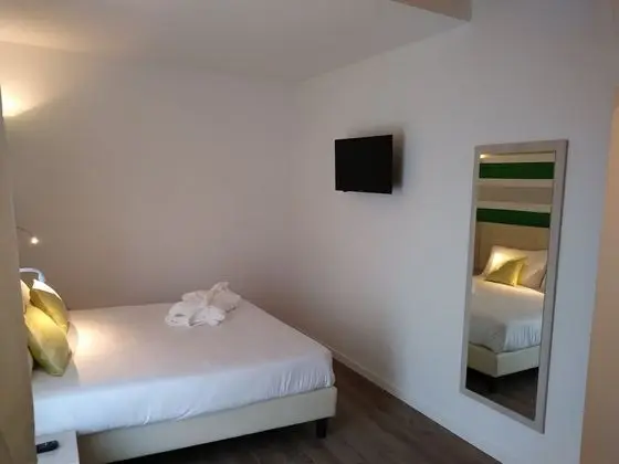 Superior Tek Büyük veya İki Ayrı Yataklı Oda