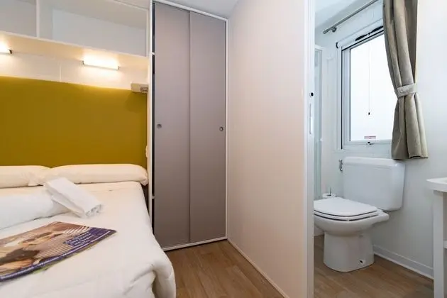 Deluxe Mobile Home, 2 Bedrooms